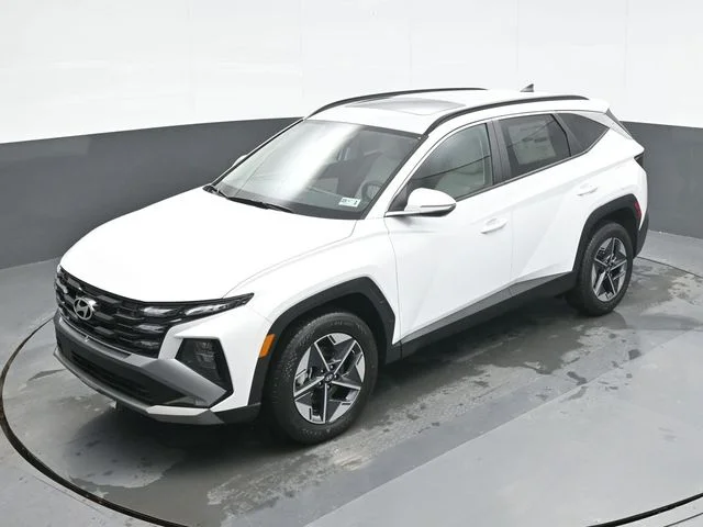 New 2026 White Hyundai SEL Premium image 13