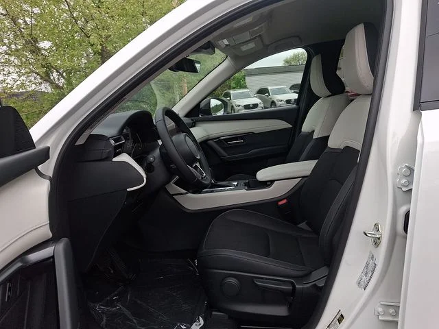 New 2026 White Mazda 2.5 S Select image 9