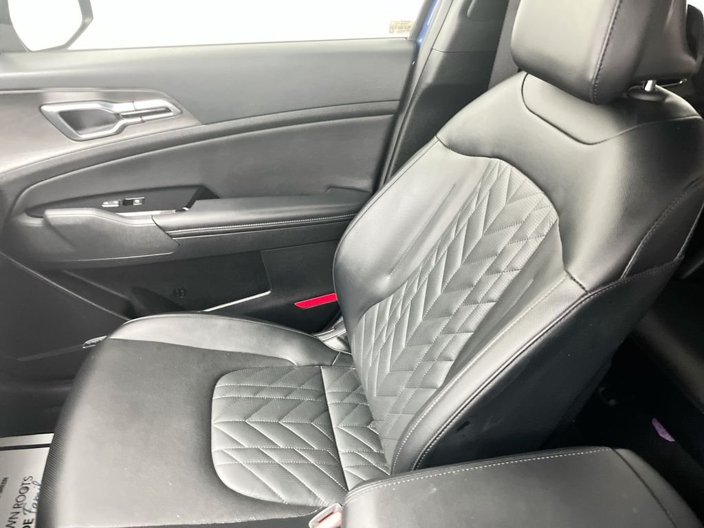 Used 2023 Blue Kia X-Pro image 24
