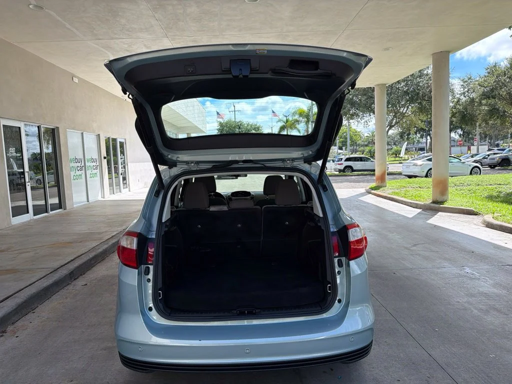 Used 2014 White Ford SE image 30