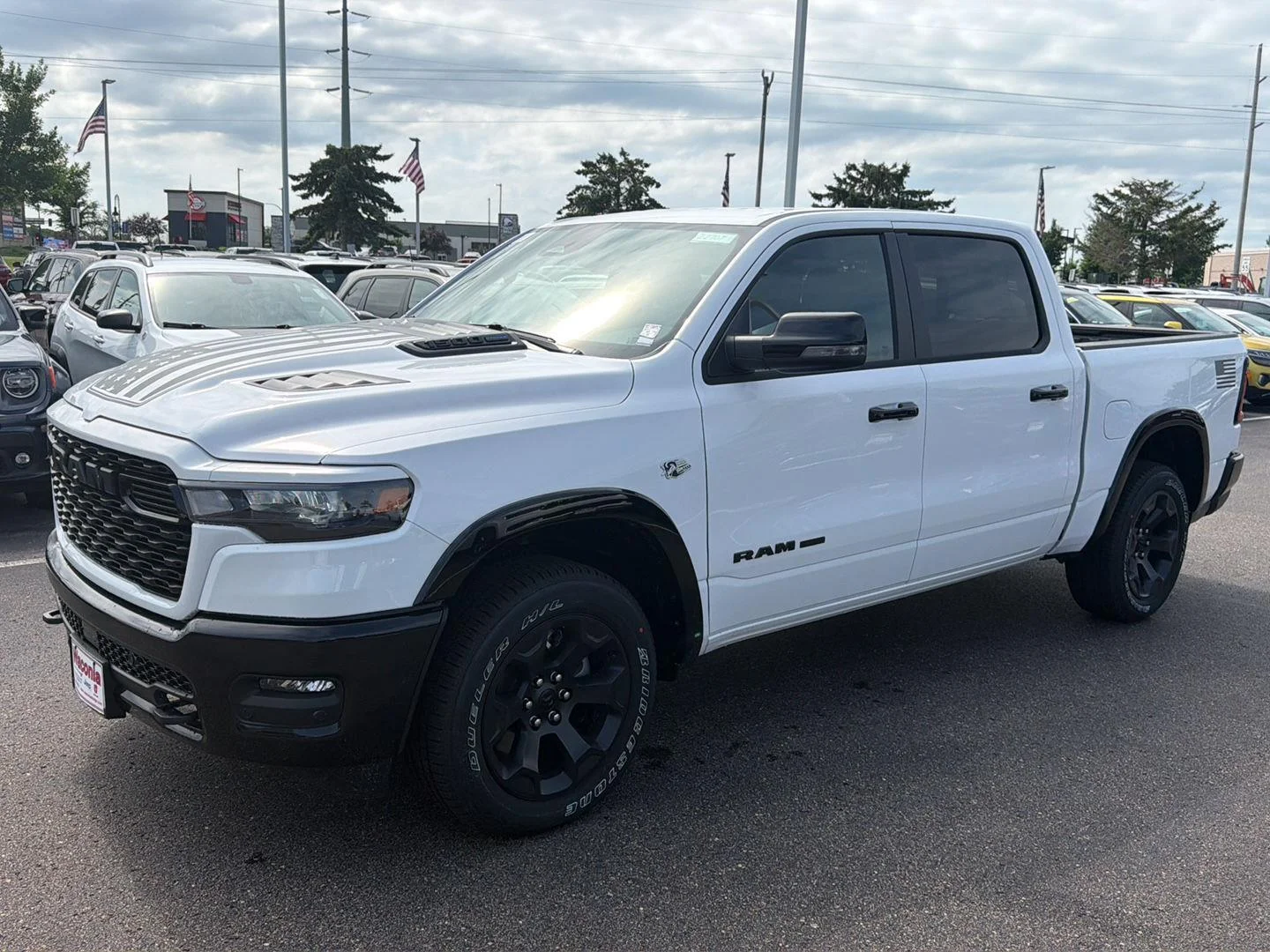 New 2026 Bright White Clear-Coat Exterior Paint RAM Big Horn image 1