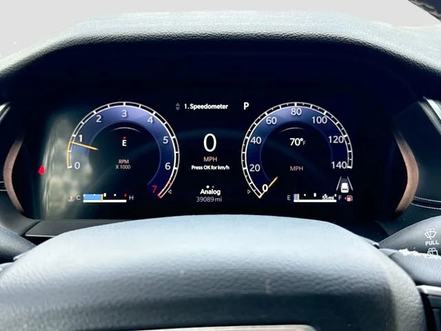 Used 2024 Silver Zynith Jeep Altitude image 36