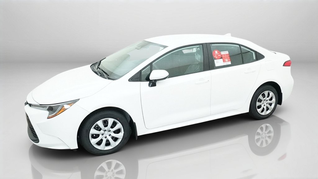 New 2027 Ice Cap Toyota LE image 3
