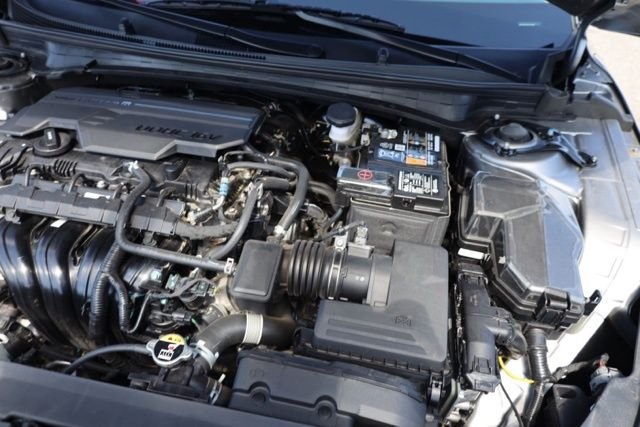 Used 2025 Steel Gray Kia LXS image 39