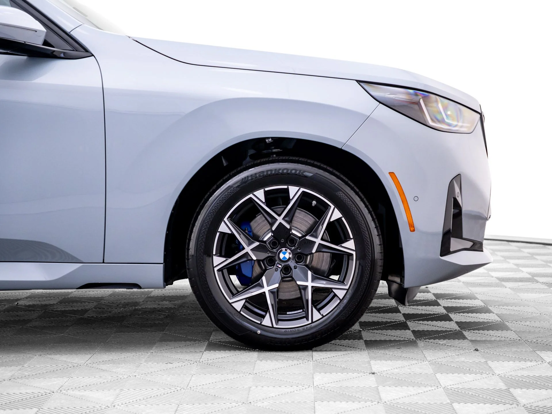 New 2026 Gray BMW 30 xDrive image 32
