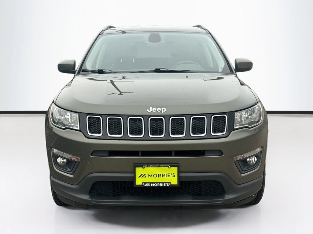 Used 2018 Jeep Compass Latitude with VIN 3C4NJDBB2JT191837 for sale in West Salem, WI
