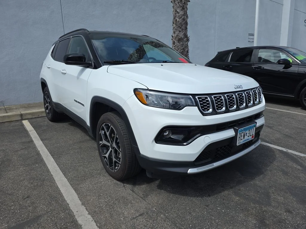 2025 Jeep Compass Limited 4X4's photo