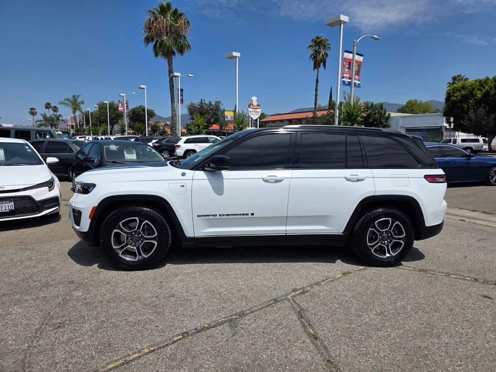 Certified Used 2022 White Jeep Trailhawk 4xe image 9