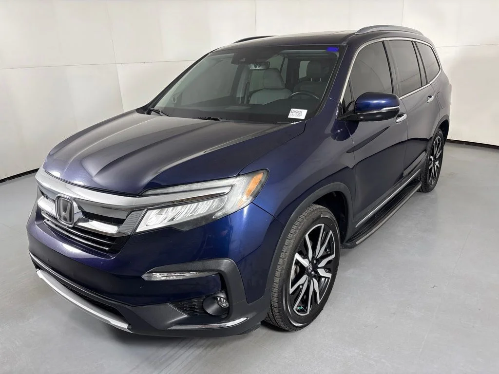 Used 2019 Blue Honda Touring image 4