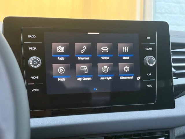 New 2027 Monument Gray Volkswagen 1.5T SE image 35