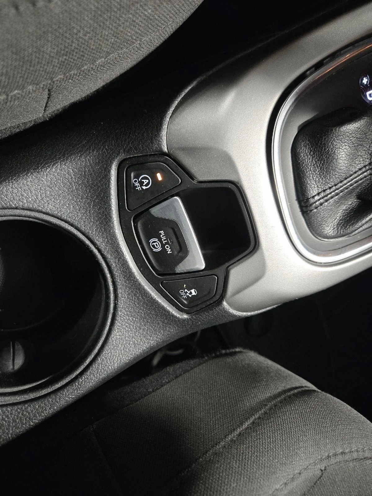 Used 2018 BLACK JEEP SPORT image 28