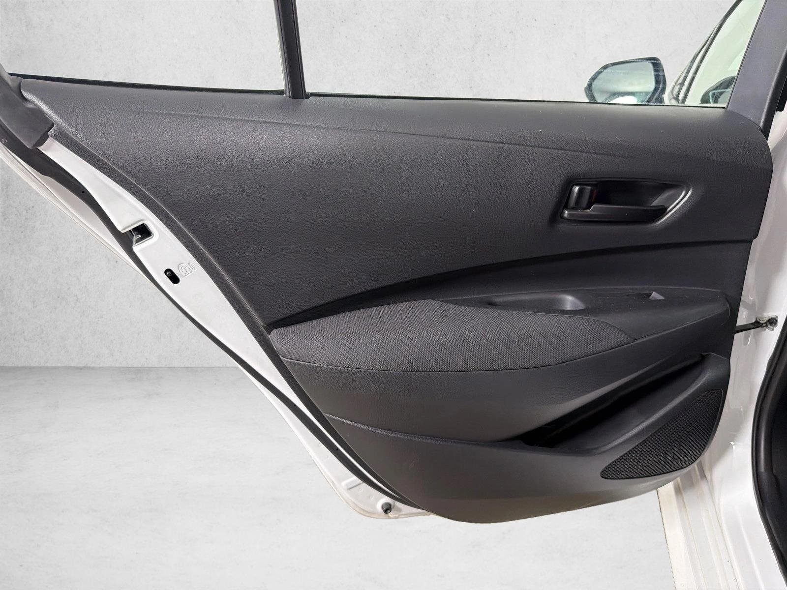 Used 2024 Wind Chill Pearl Toyota LE image 21