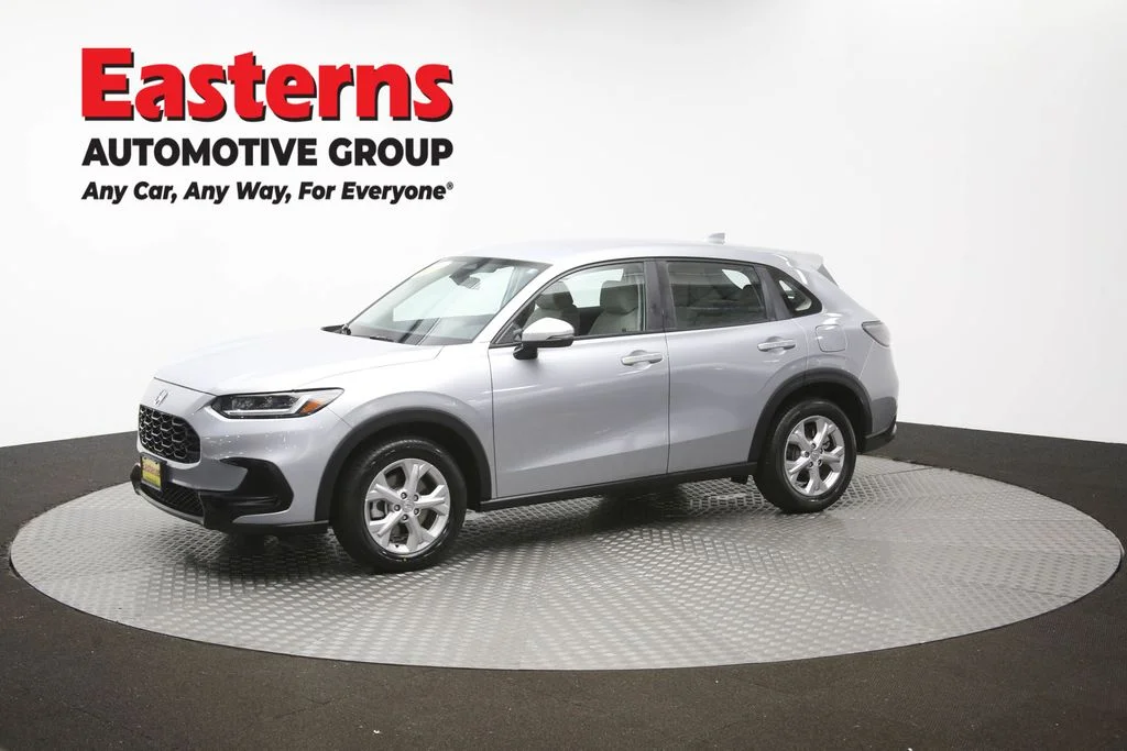 Used 2025 Silver Honda LX image 55