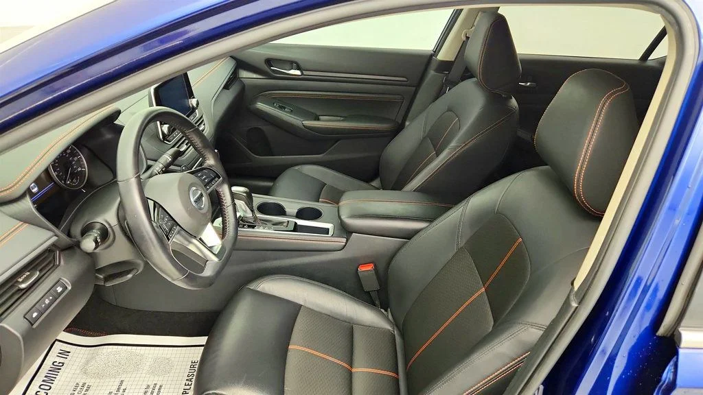 Used 2020 Deep Blue Pearl Nissan 2.5 SR Sedan image 18