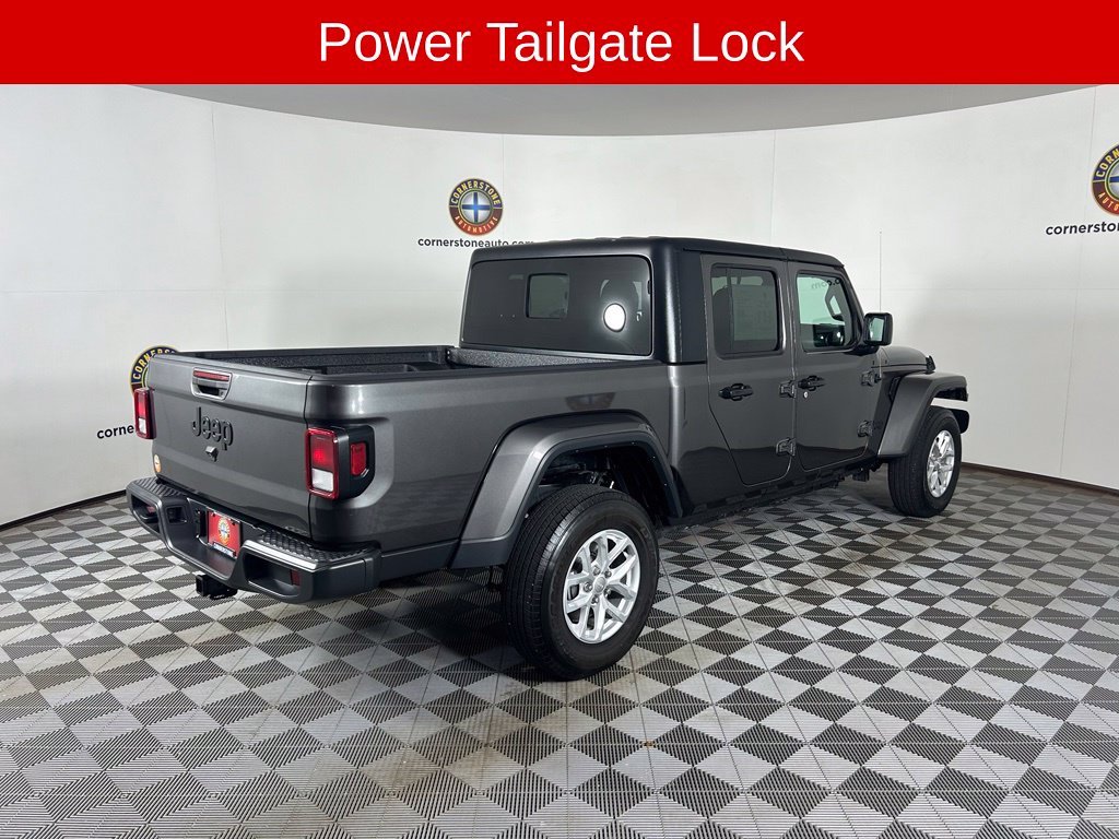 Used 2023 Gray Jeep Sport S image 16