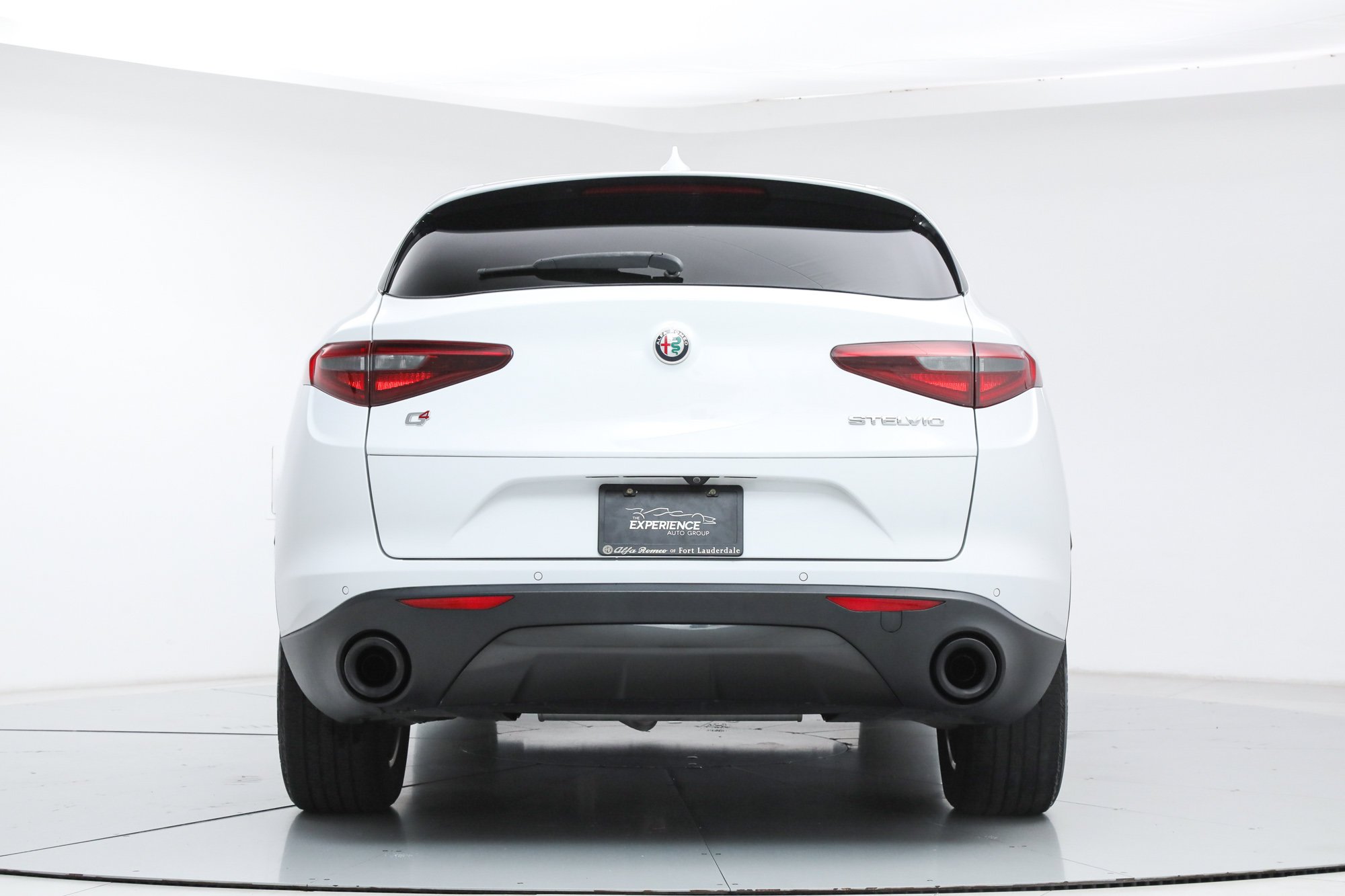 Used 2023 White Alfa Romeo Sprint image 4