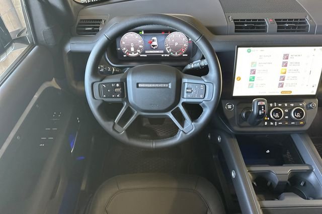 New 2026 Borasco Grey Land Rover X-Dynamic SE image 13