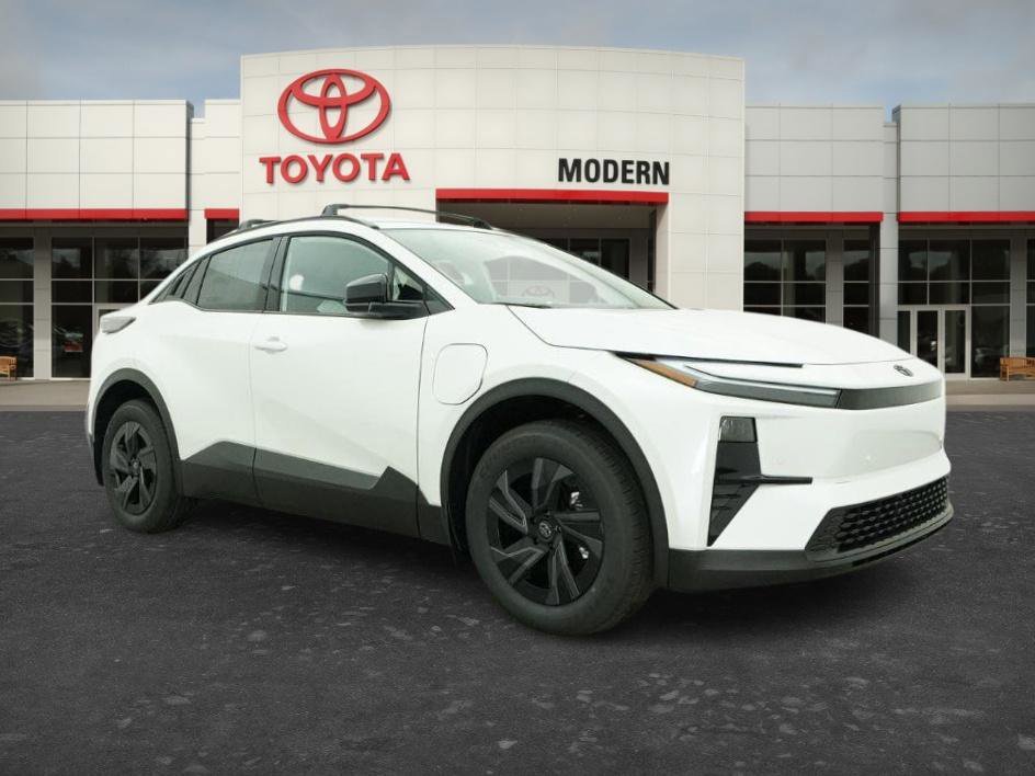 New 2026 Wind Chill Pearl Toyota SE image 7
