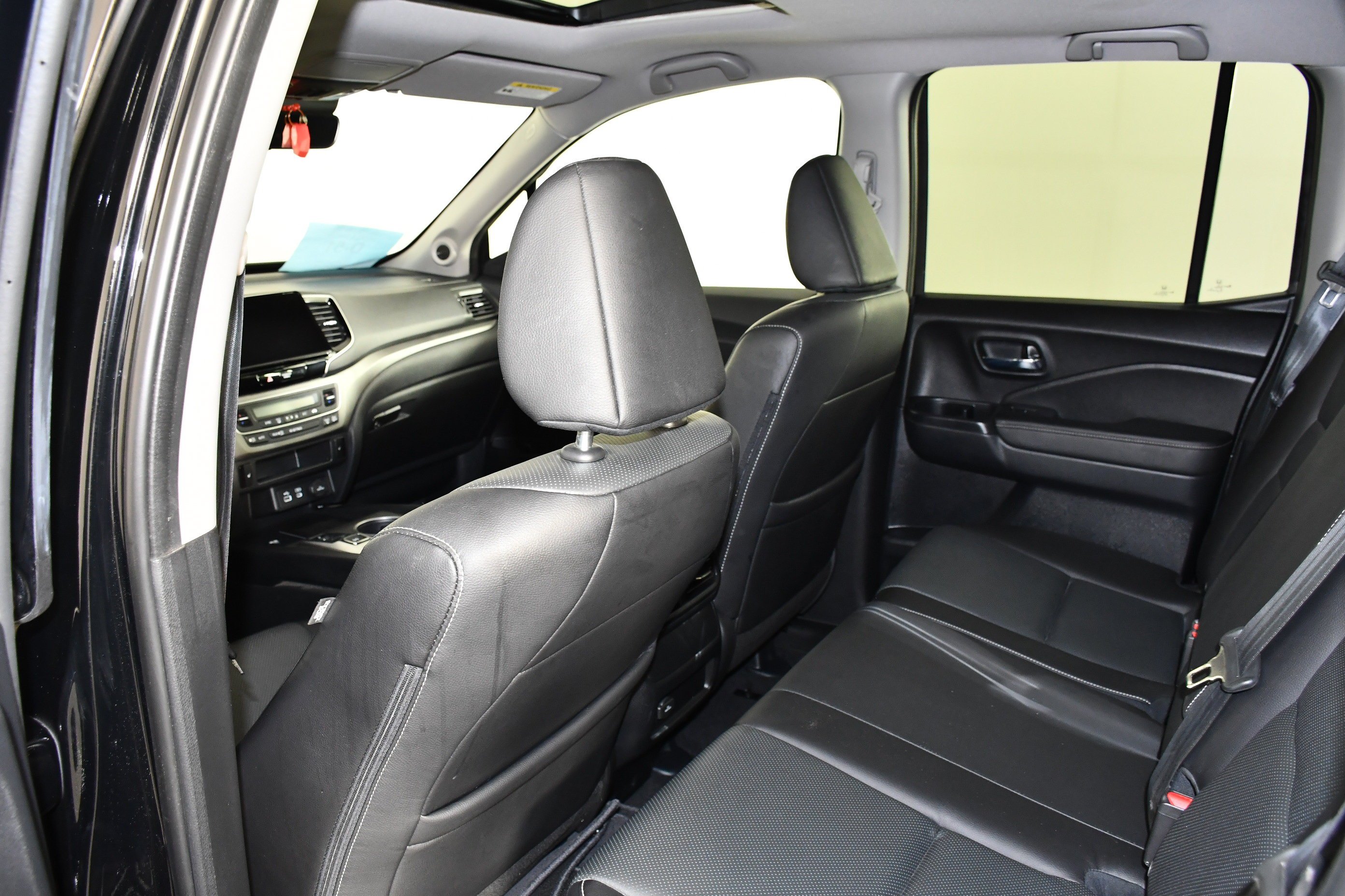 Certified Used 2024 Crystal Black Pearl Honda RTL image 46