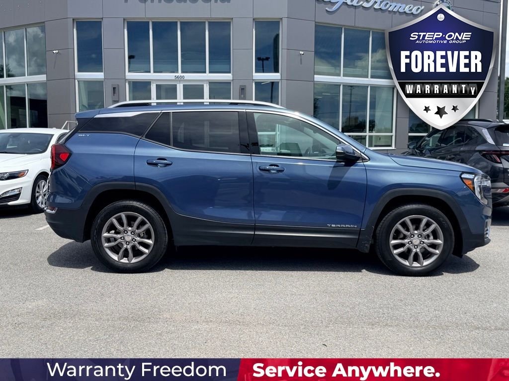 Used 2024 Blue GMC SLT image 7
