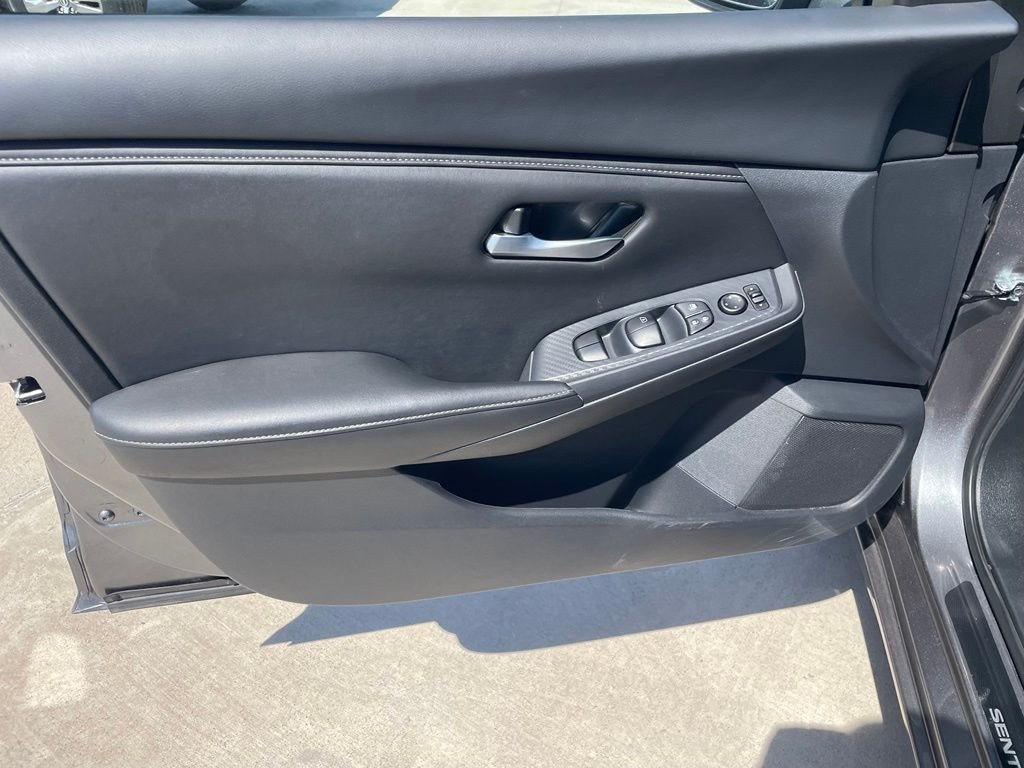 Used 2025 Gray Nissan SV image 26
