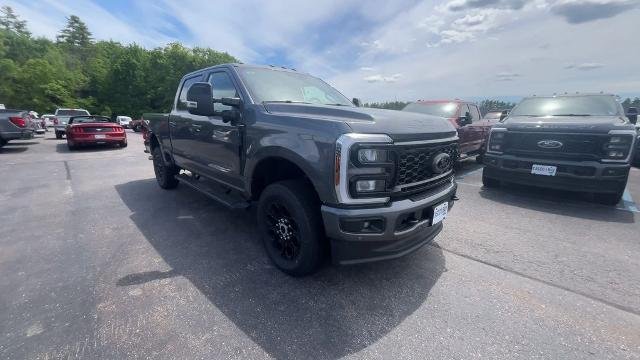 New 2026 Carbonized Gray Metallic Ford F-350® Lariat® image 35
