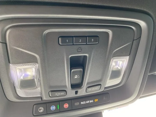 2024 Chevrolet Silverado 1500 ZR2 - Photo 30