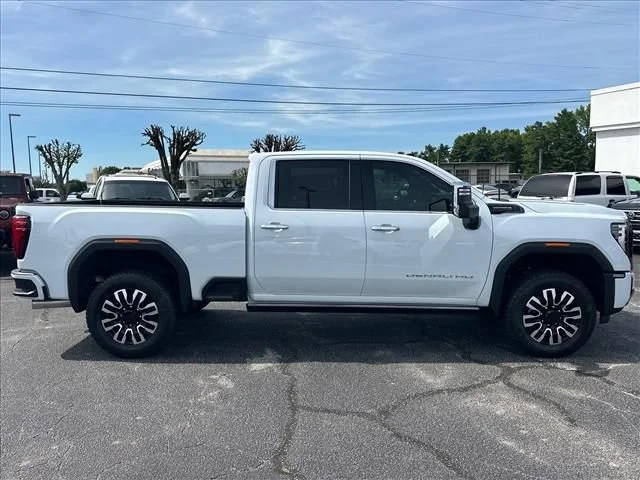 New 2026 Glacier White Tricoat GMC Denali Ultimate image 14