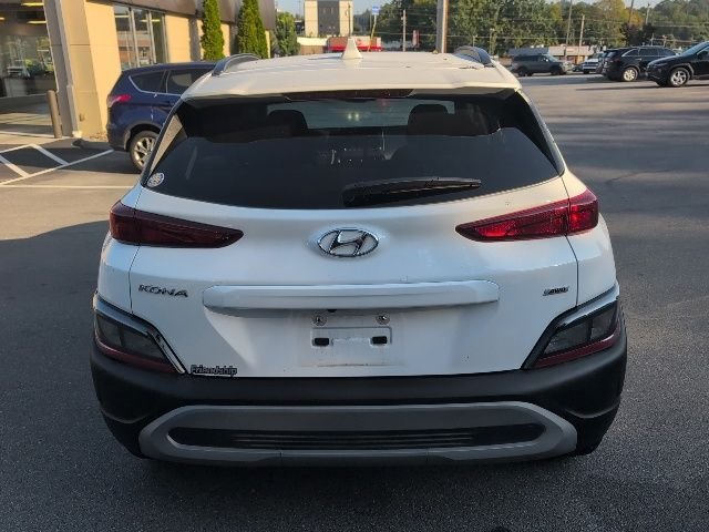 Used 2023 White Hyundai SEL image 6