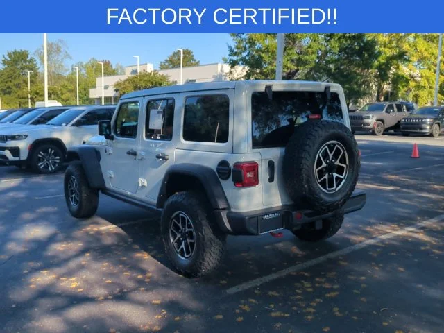 Used 2024 White Jeep Rubicon image 3