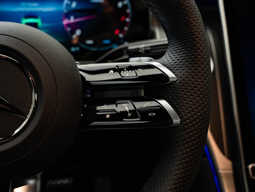 New 2027 Black Mercedes-Benz GLC 300 Coupe image 29