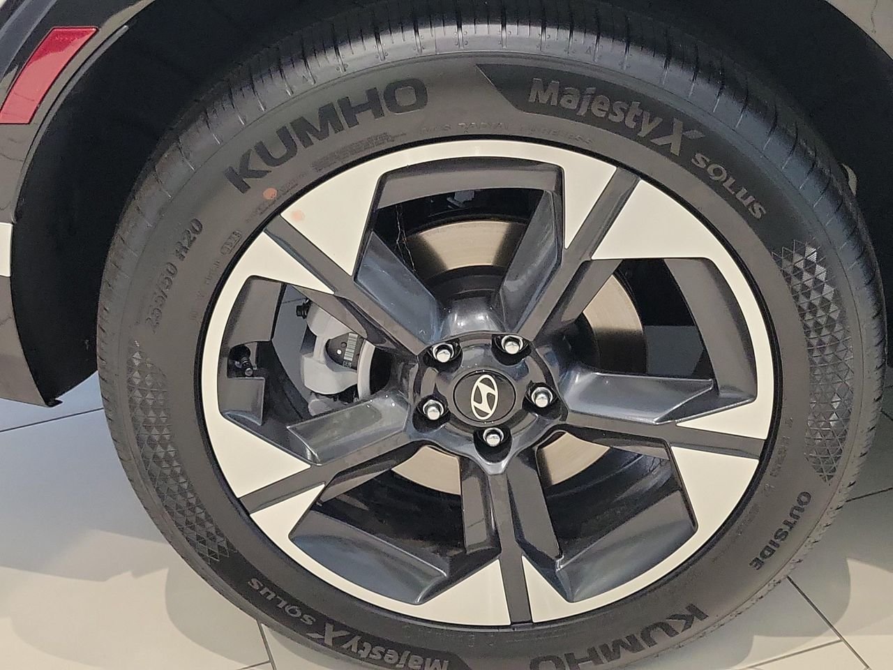 New 2026 Creamy White Pearl Hyundai Limited AWD image 3