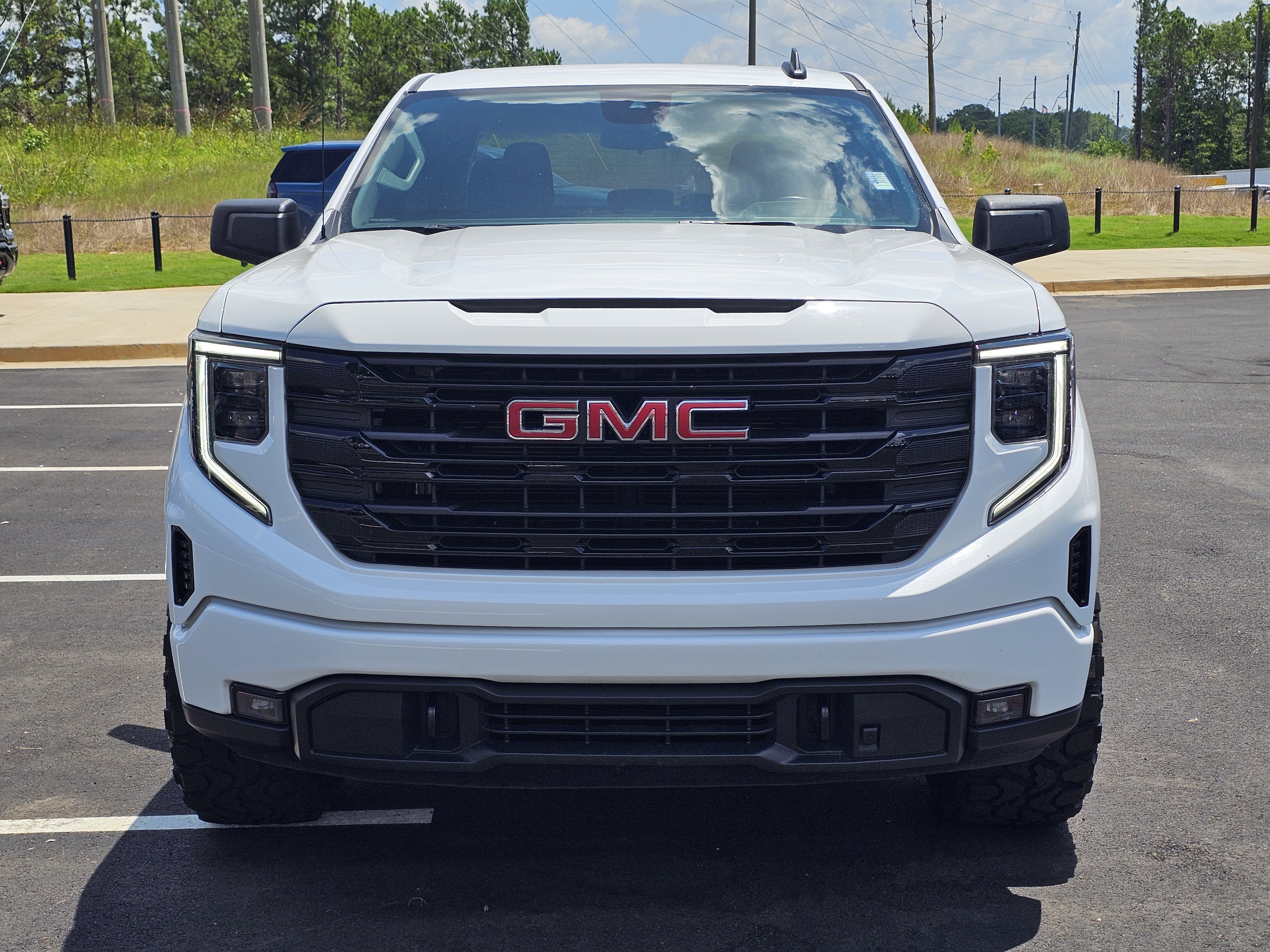 Used 2023 Summit White GMC Elevation image 3