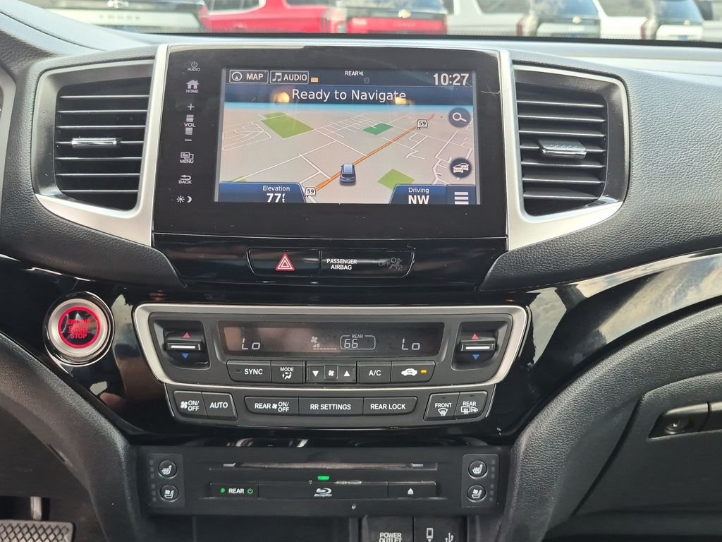 Used 2017  Honda Elite image 36