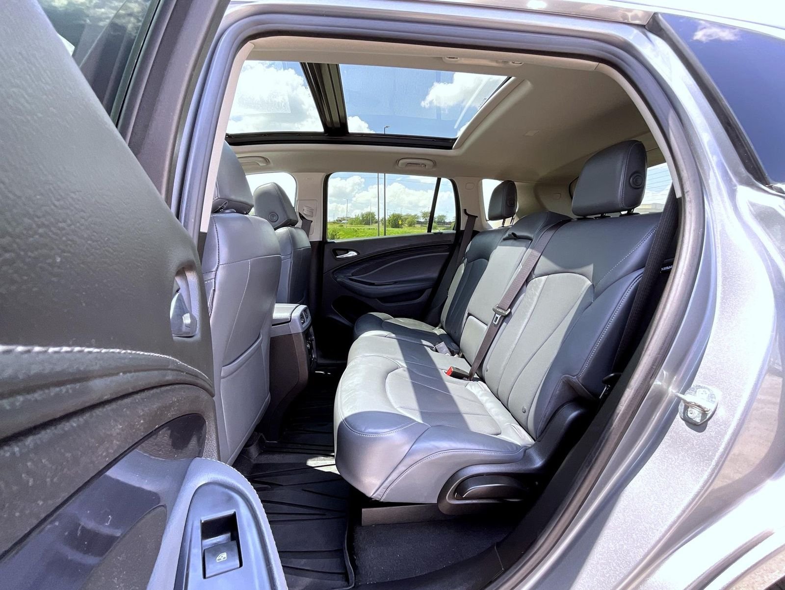 Used 2020 Gray Buick Premium I image 19