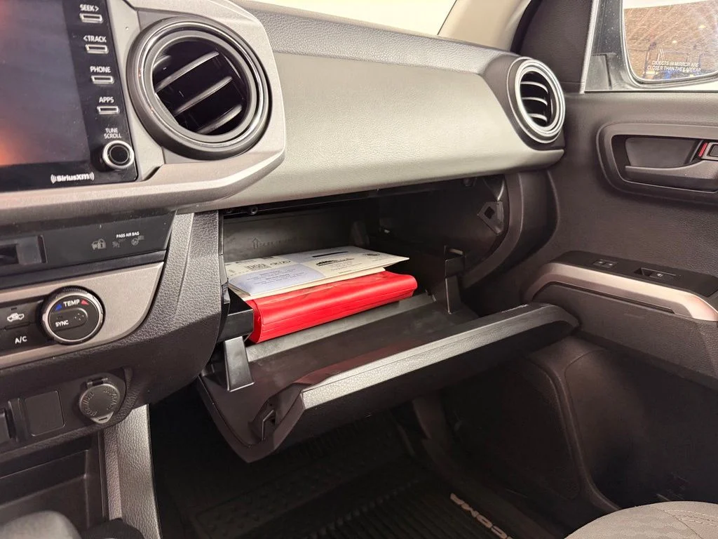 Used 2021 White Toyota SR5 image 28