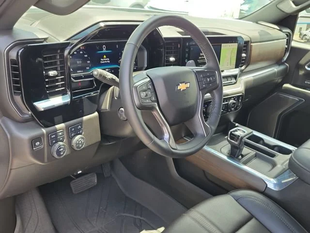 2025 Chevrolet Silverado 1500 High Country - Photo 21