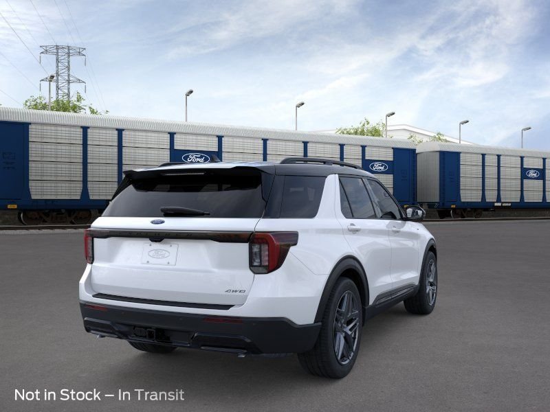 New 2026 Star White Metallic Tri-Coat Ford ST-Line image 8