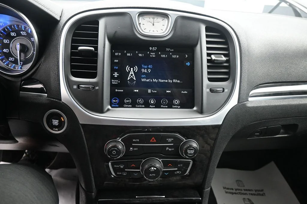 Used 2022 Black Chrysler Touring image 19