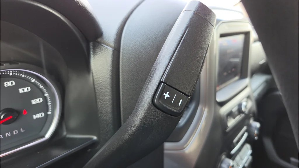 Used 2021 Gray Chevrolet Custom image 68