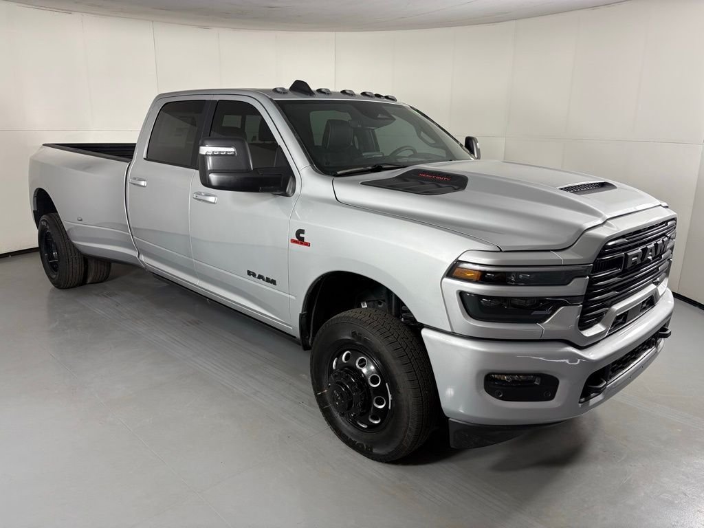 New 2026 Silver-Zynith Exterior Paint RAM Laramie image 2