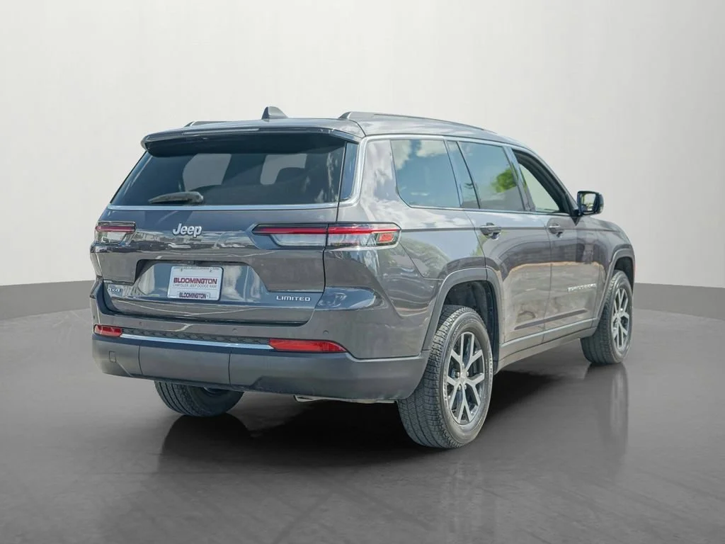 Used 2024 Baltic Gray Metallic Clearcoat Jeep Limited image 7