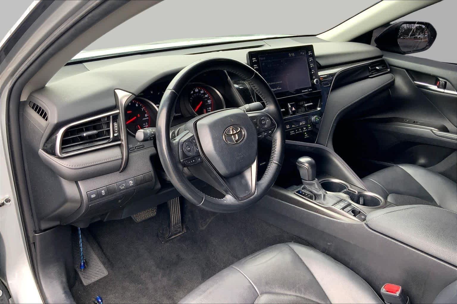 Used 2022 Celestial Silver Metallic/Midnight Black Metallic Toyota XSE image 17