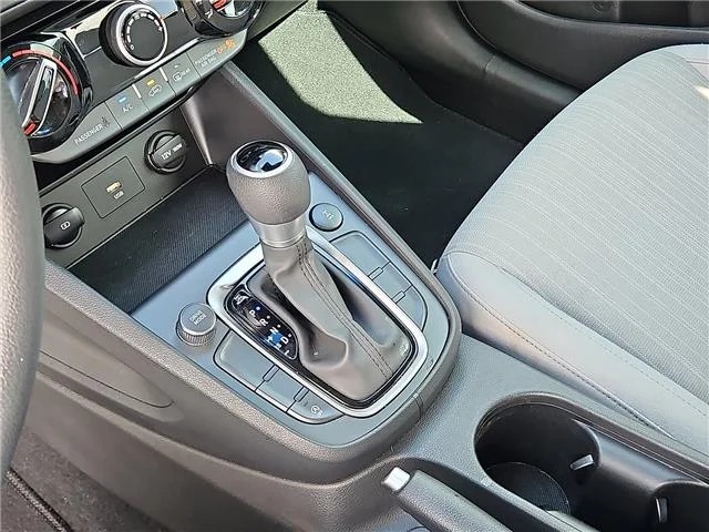 Used 2023 Lunar White Hyundai SEL (IVT) All-Wheel Drive image 19