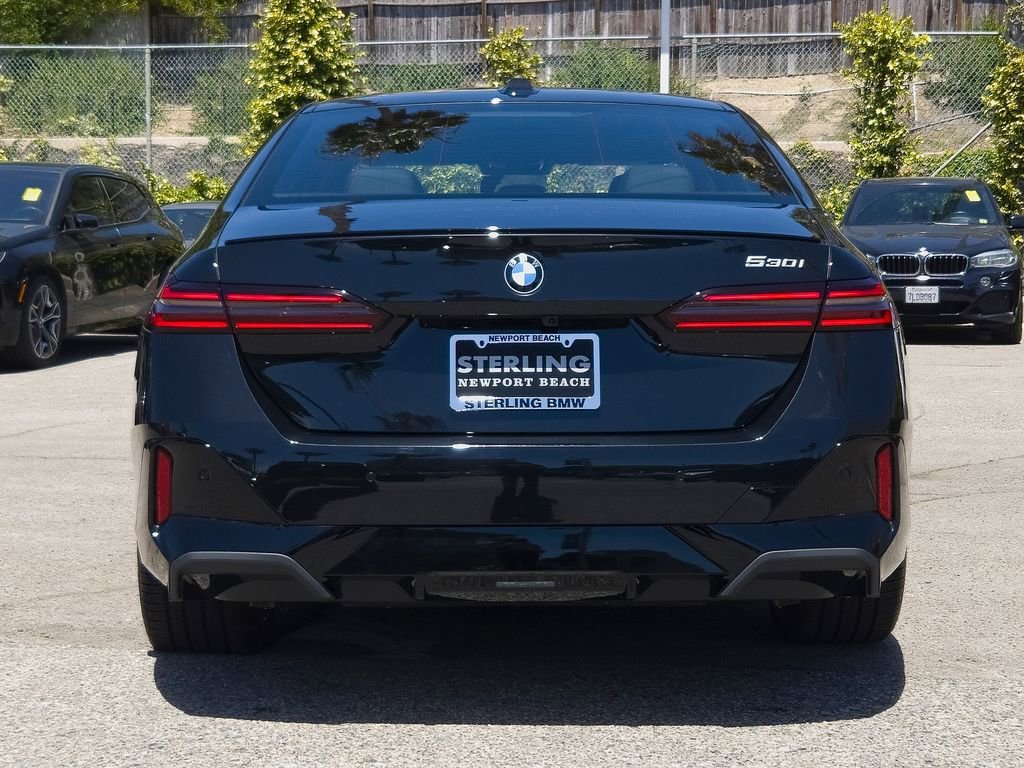 New 2026 Black Sapphire Metallic BMW 530i image 19