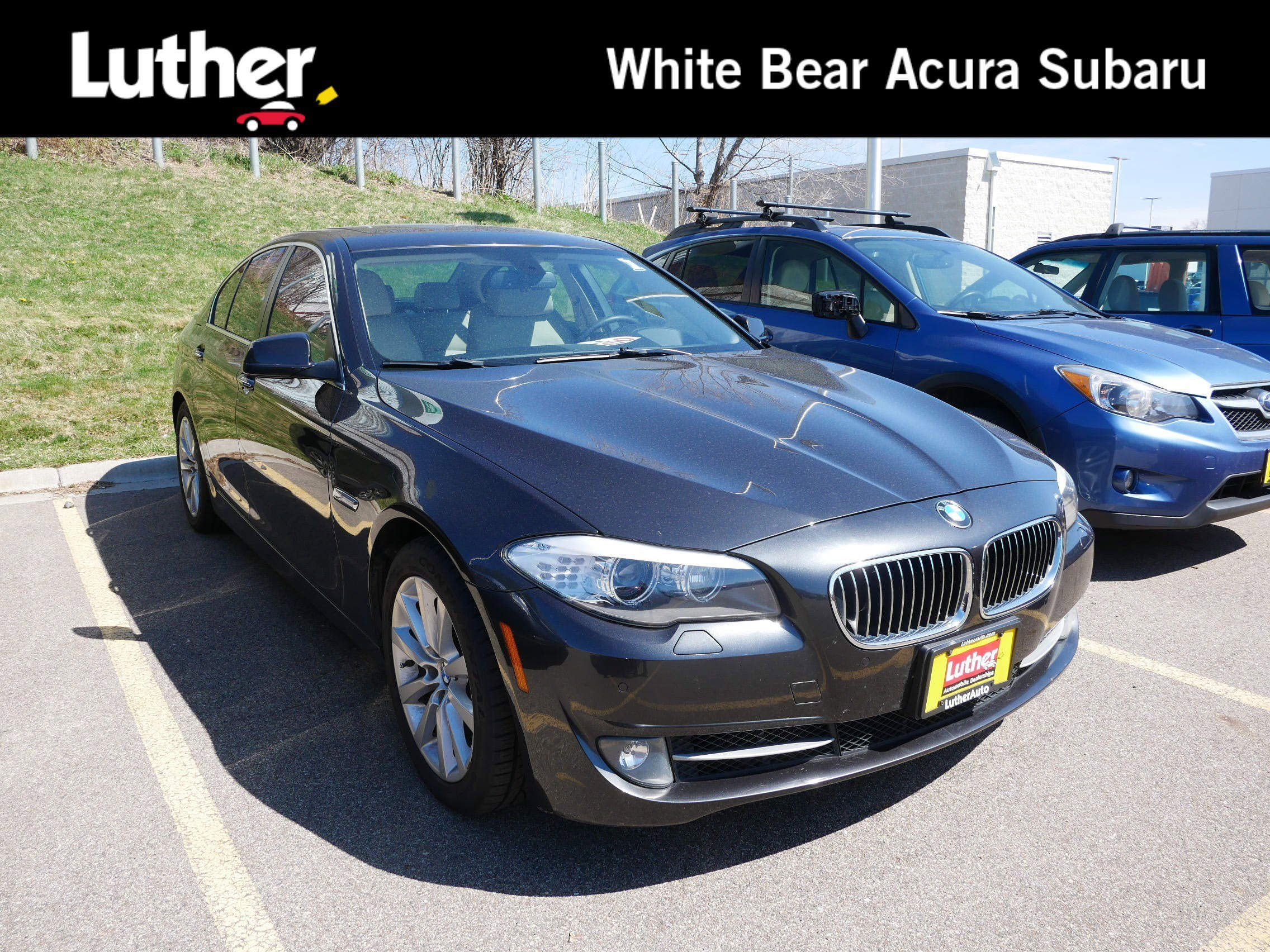 2013 BMW 5 Series 528i xDrive Sedan's photo