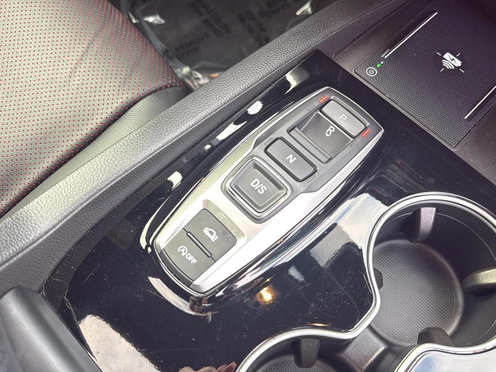 Used 2024  Honda Black Edition image 33