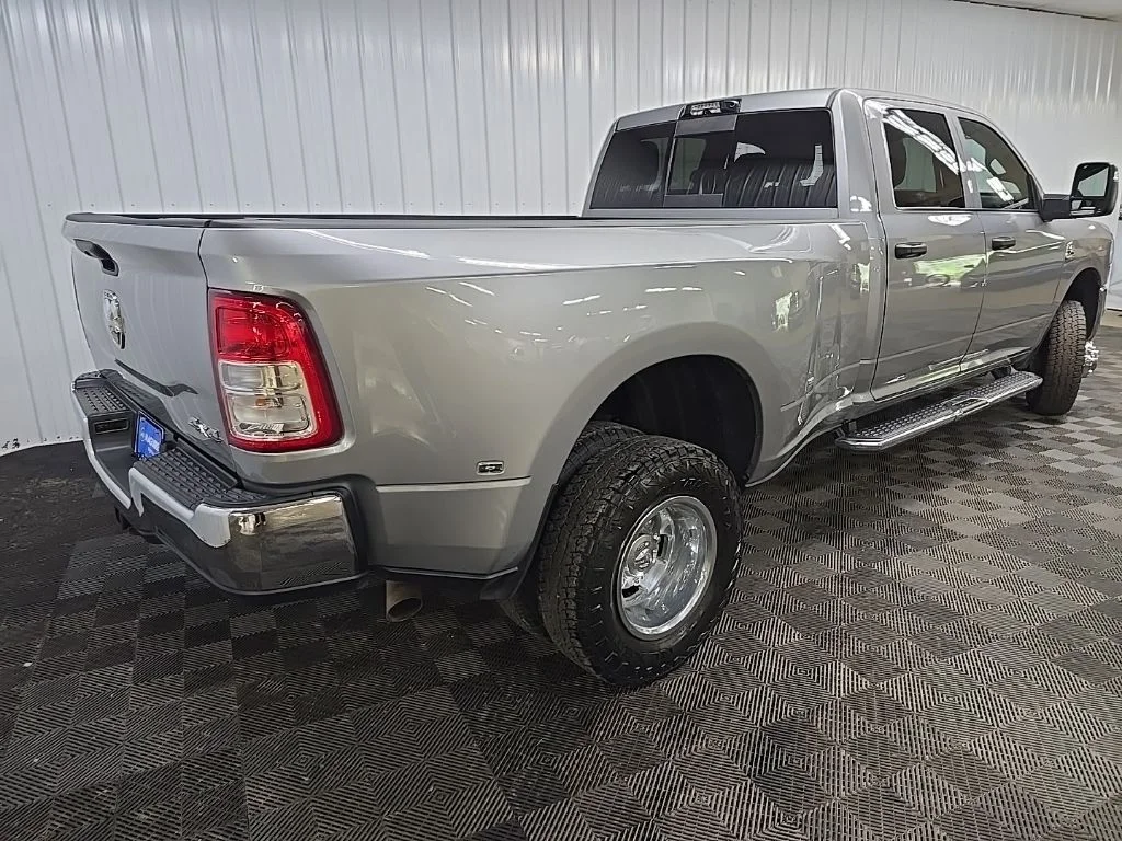 Used 2024 Silver Ram Tradesman image 10