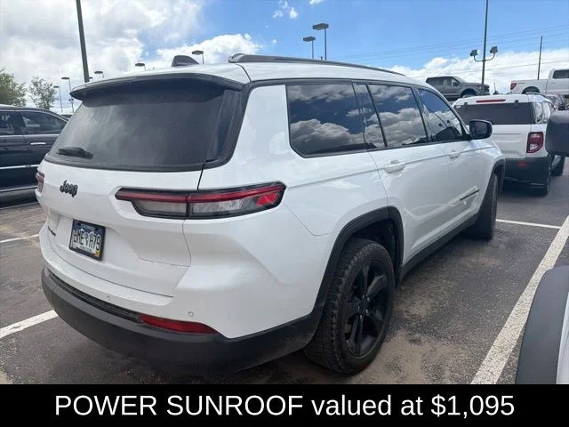 Used 2021 White Jeep Altitude image 4