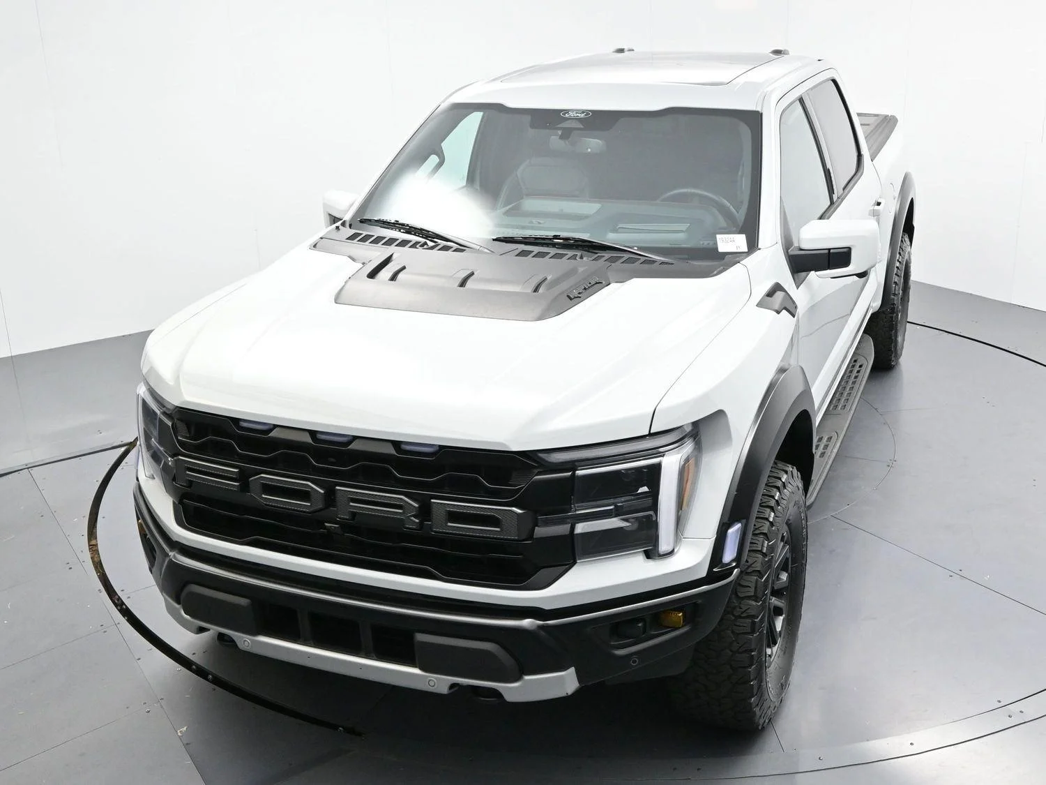 Used 2024 Avalanche Gray Ford Raptor image 45